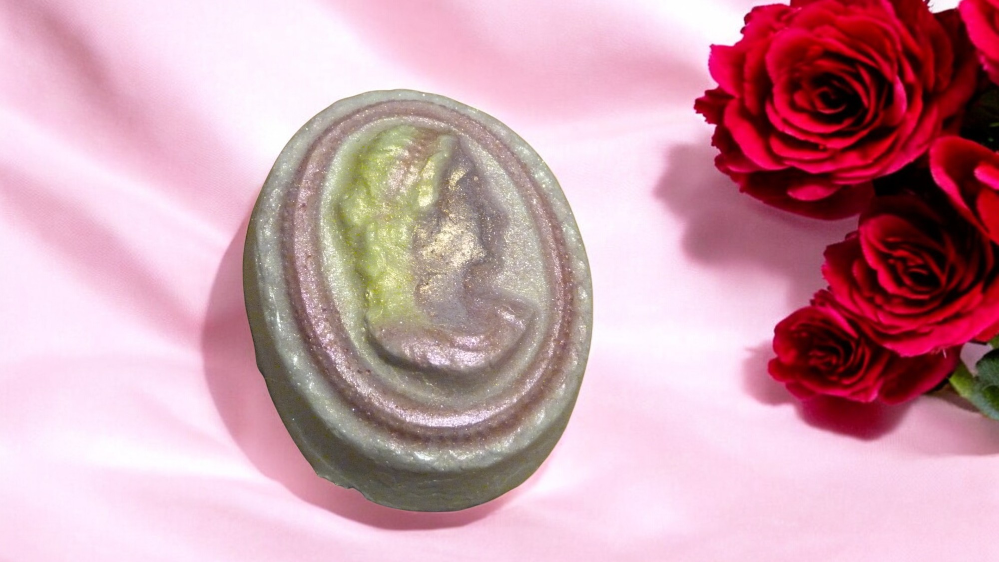 (image for) Camee Rond Zeepje met Mica Klein