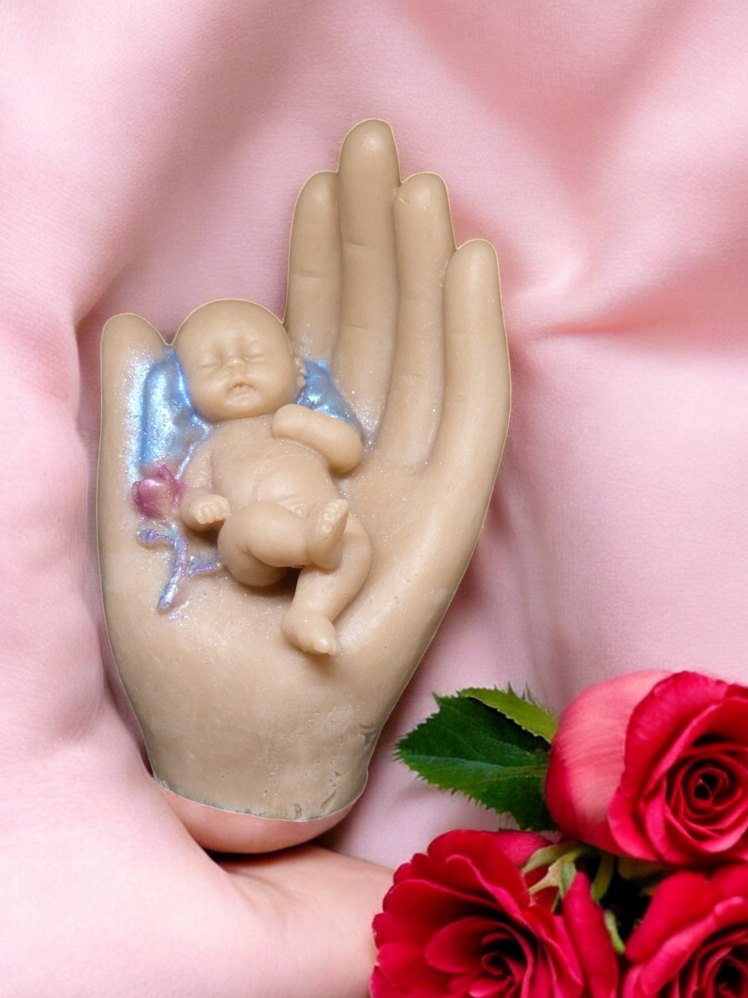 (image for) baby in hand groot jongen