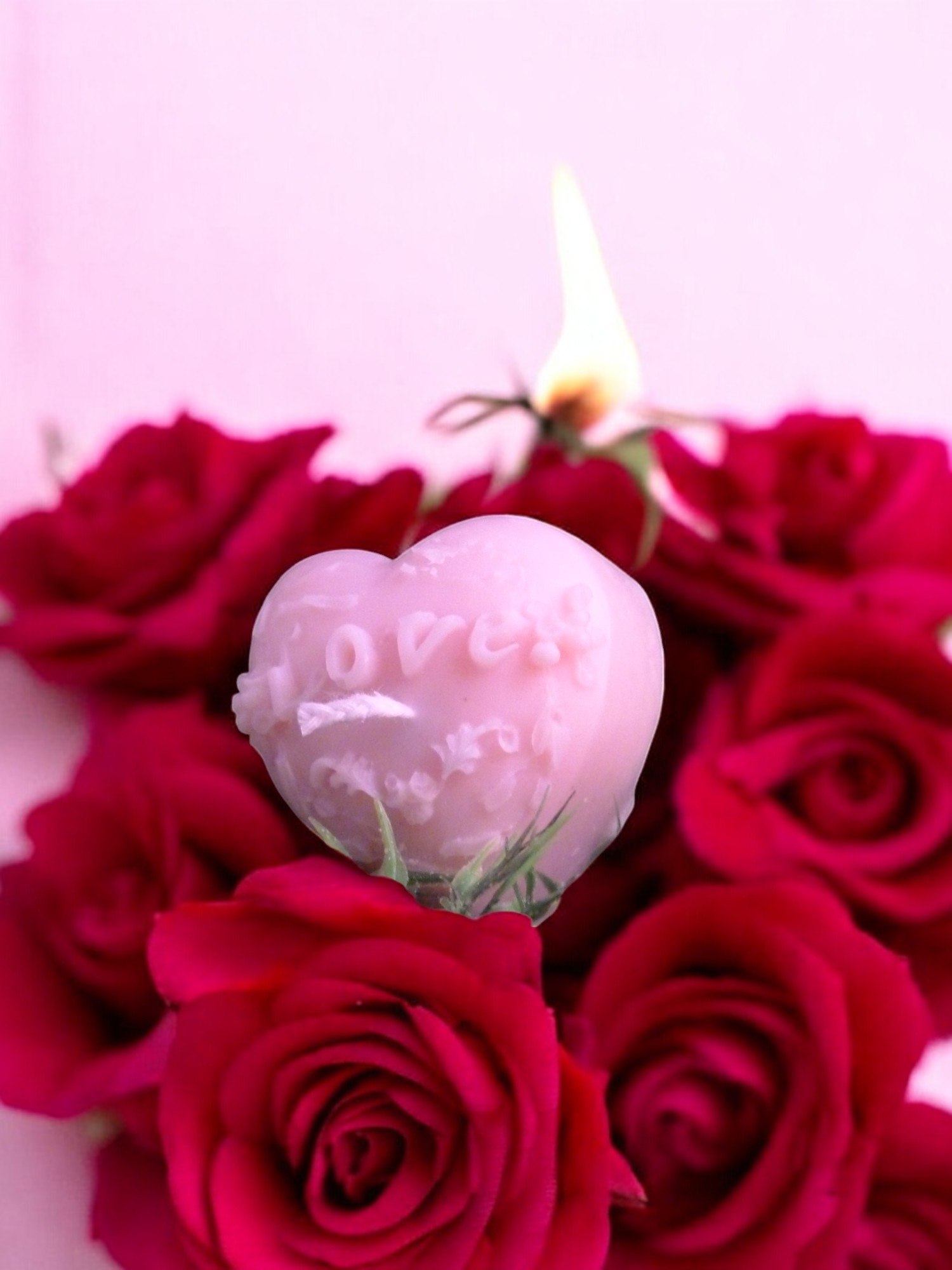 (image for) Dik Hart Love Kaars