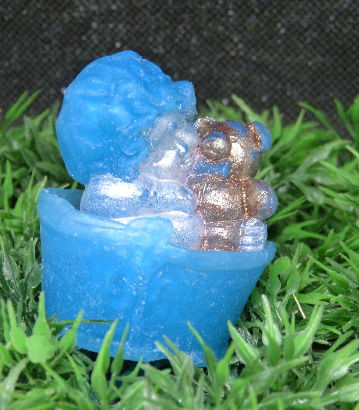 (image for) Baby in een Emmer met Beer Zeepje met Mica Jongen