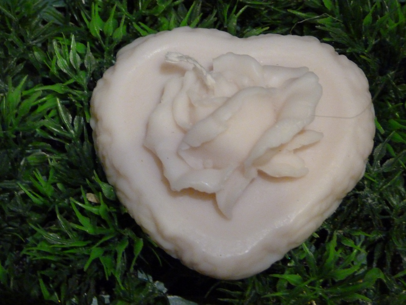 (image for) Roos op een Hart Kaars