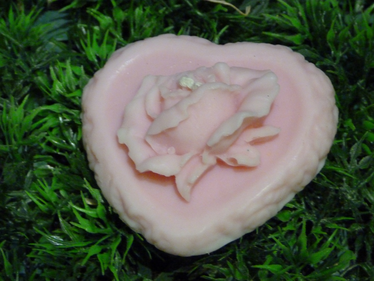 (image for) Roos op een Hart Kaars