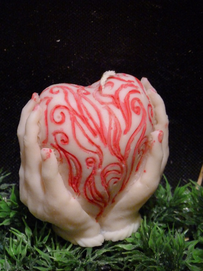 (image for) Handen met Hart Kaars