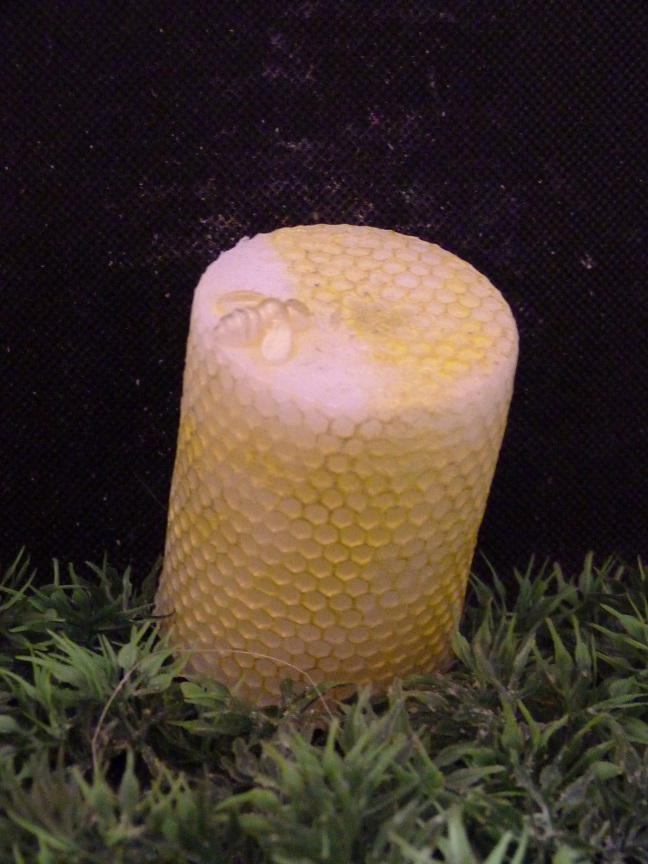 (image for) Stompe Honingraat met een Bij Zeepje met Mica