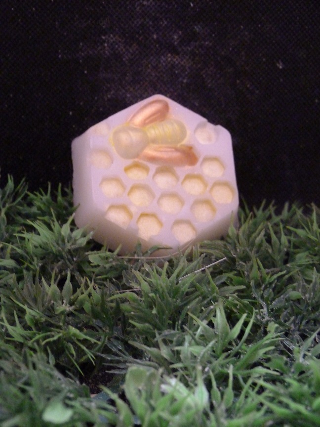 (image for) Platte Grote Honingraad met Bij Zeepje met Mica